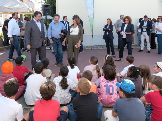 Lançado concurso público para nova escola em Frielas