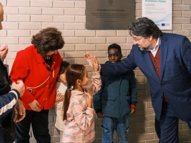 Nova Escola n.º 5 de Camarate abre portas com investimento global de 6 milhões de euros