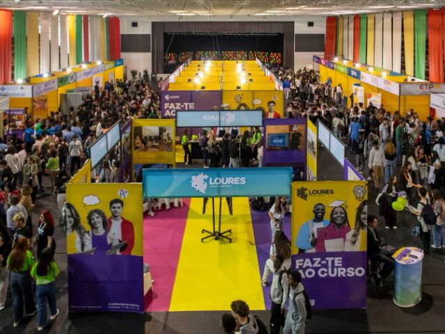 Faz-te ao Curso reuniu centenas de jovens no Pavilhão Paz e Amizade