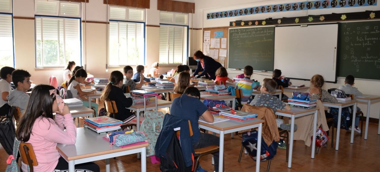 AQUISIÇÃO DE MOBILIÁRIO ESCOLAR