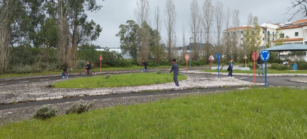 Horário e contactos