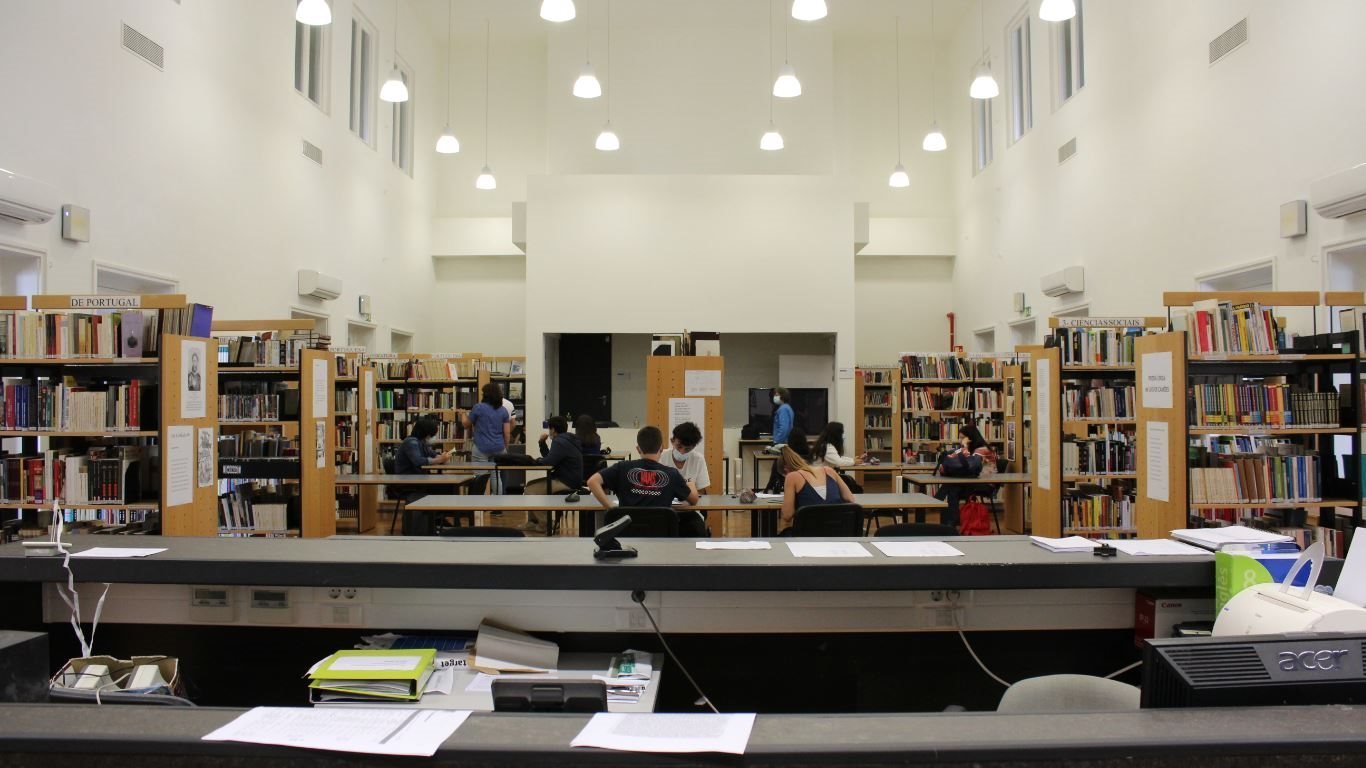 Biblioteca da Escola Secundária Severim de Faria